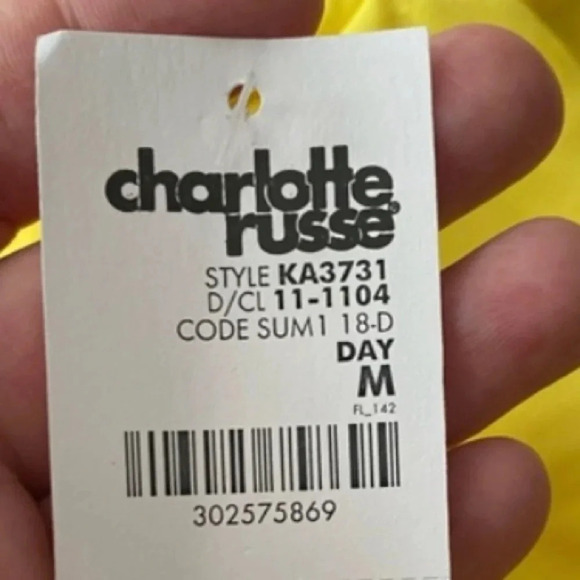 🆕Charlotte Russe Yellow Back Tie Top M🆕 - Picture 8 of 11